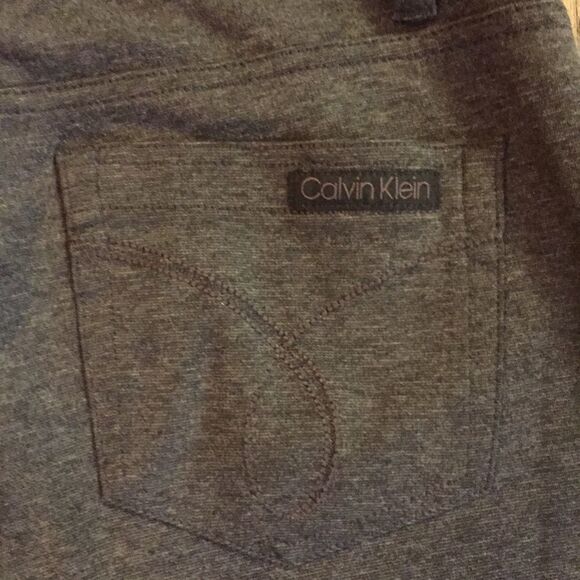 Calvin Klein Jeans Dark Gray Textured Stretch Pant - Picture 4 of 7